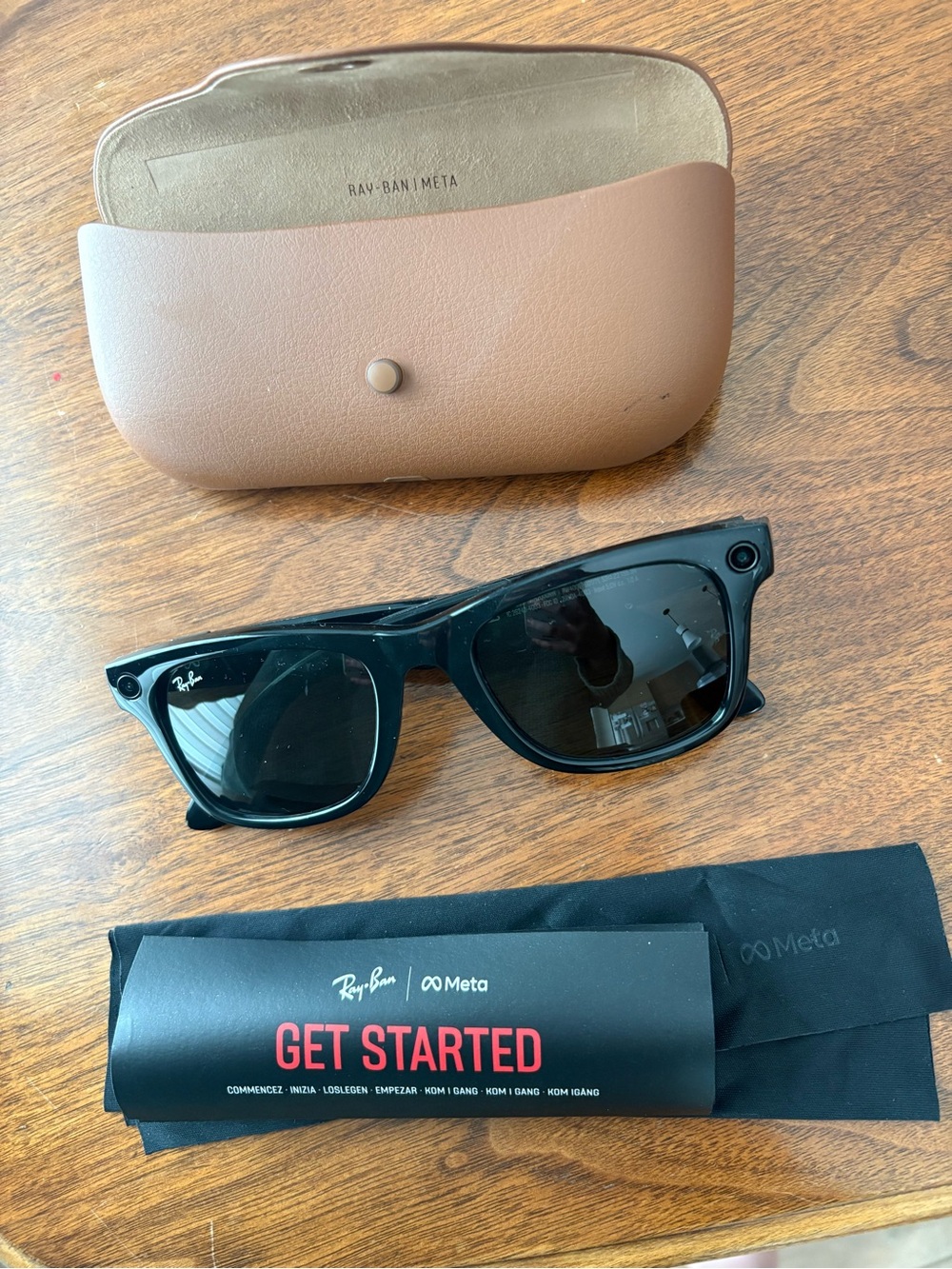 Ray-Ban Black Smart Sunglasses with Brown Case
